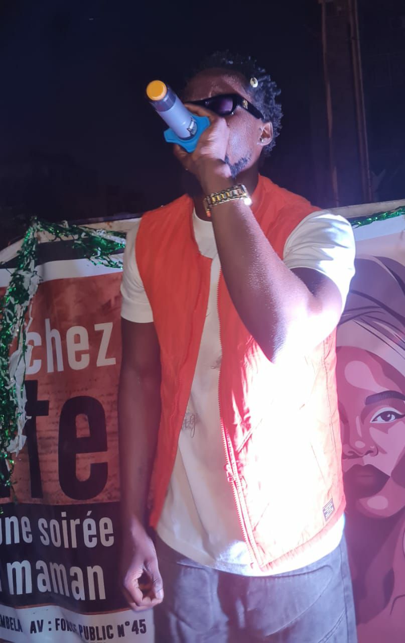 Journée internationale de la femme : l&rsquo;artiste Sniper Mukuala honore la femme congolaise